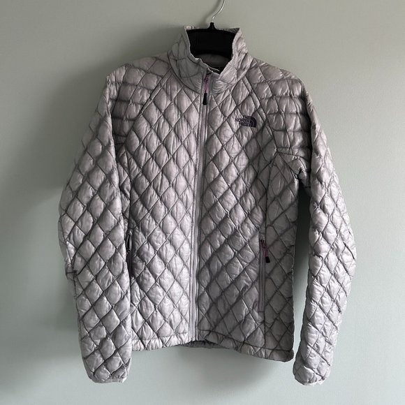The North Face Thermoball Jacket - Womens XS - Picture 3 of 11
